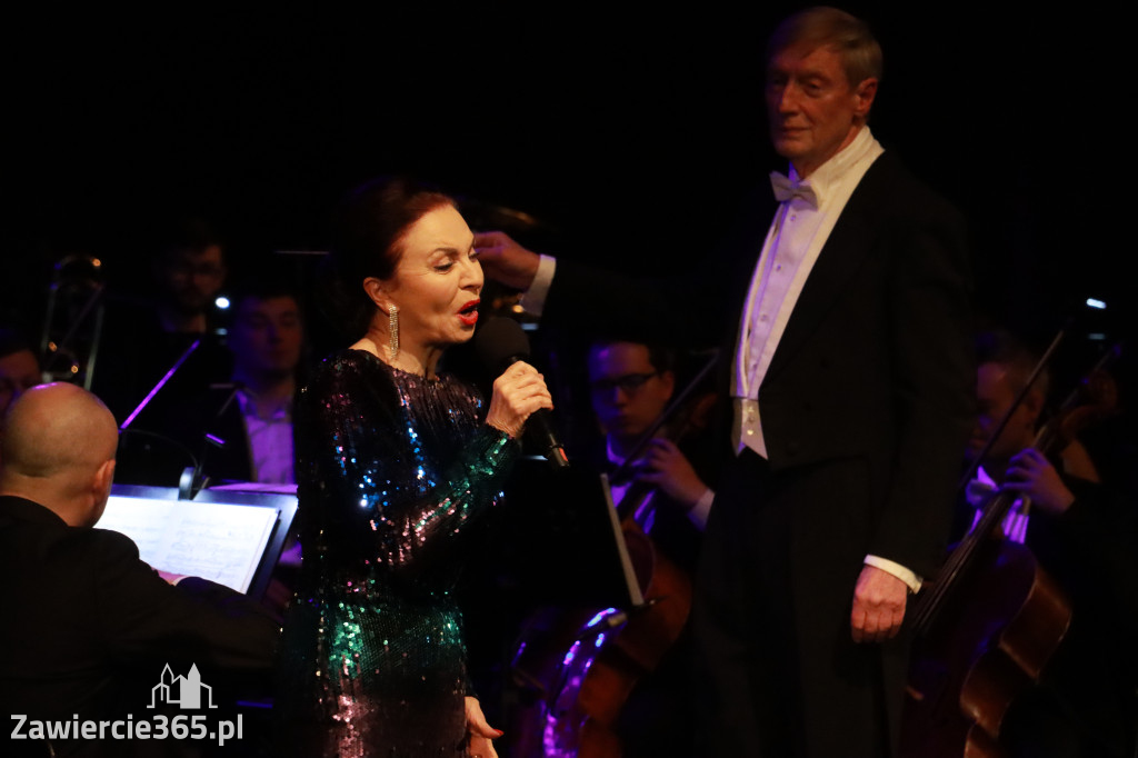 Fotorelacja II: Koncert Jubileuszowy Macieja Niesiołowskiego w MOK Zawiercie