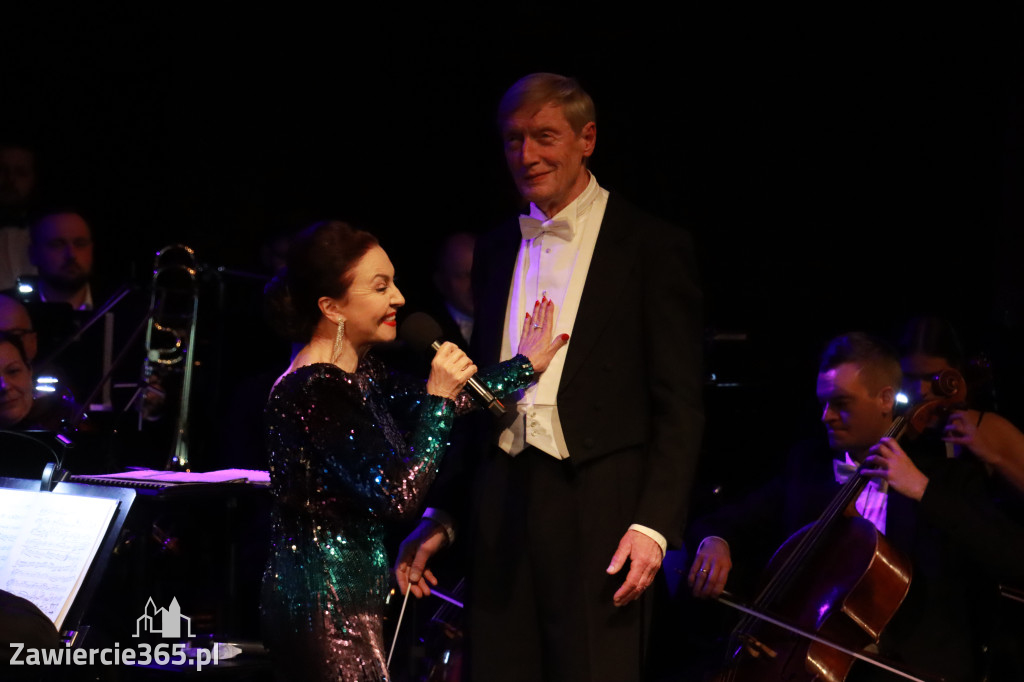 Fotorelacja II: Koncert Jubileuszowy Macieja Niesiołowskiego w MOK Zawiercie