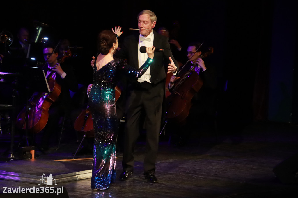 Fotorelacja II: Koncert Jubileuszowy Macieja Niesiołowskiego w MOK Zawiercie