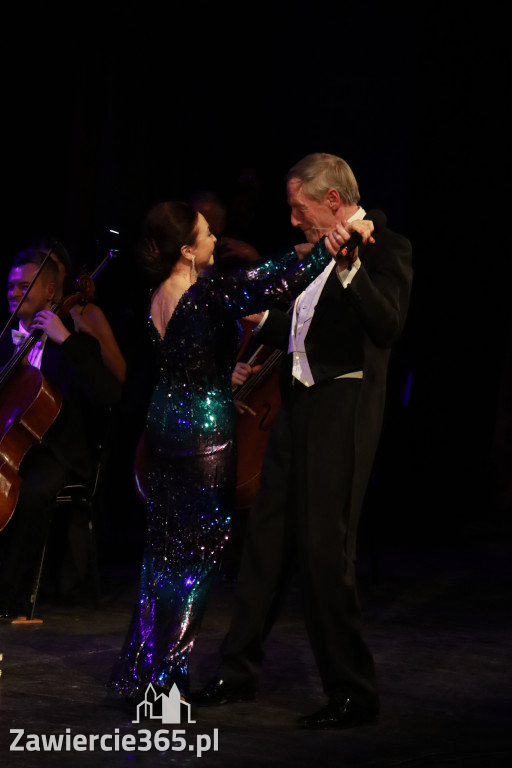 Fotorelacja II: Koncert Jubileuszowy Macieja Niesiołowskiego w MOK Zawiercie