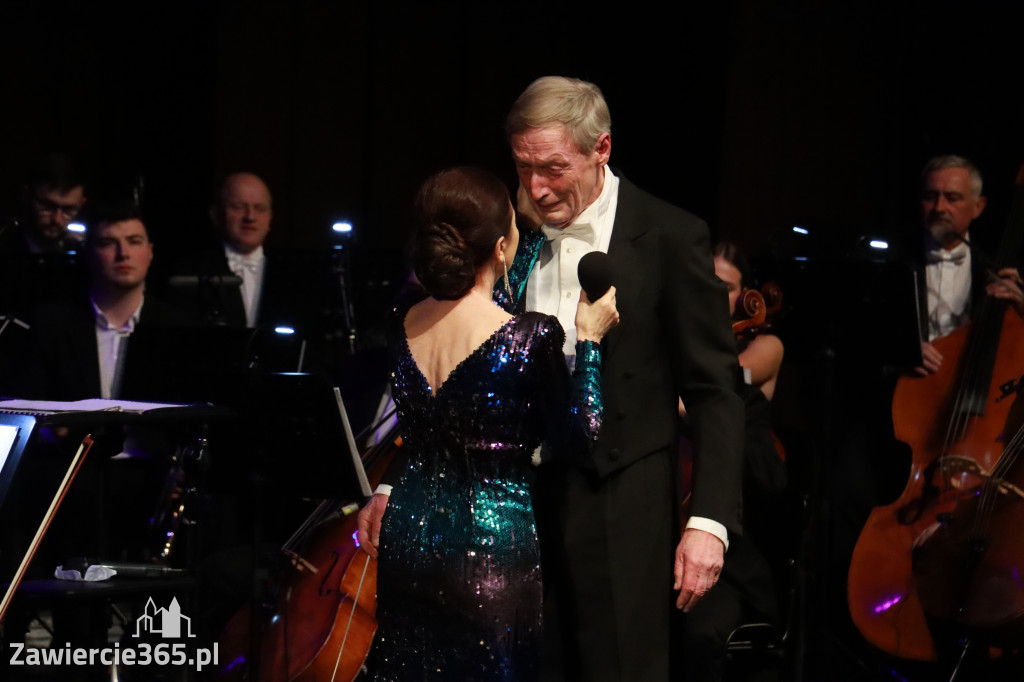 Fotorelacja II: Koncert Jubileuszowy Macieja Niesiołowskiego w MOK Zawiercie