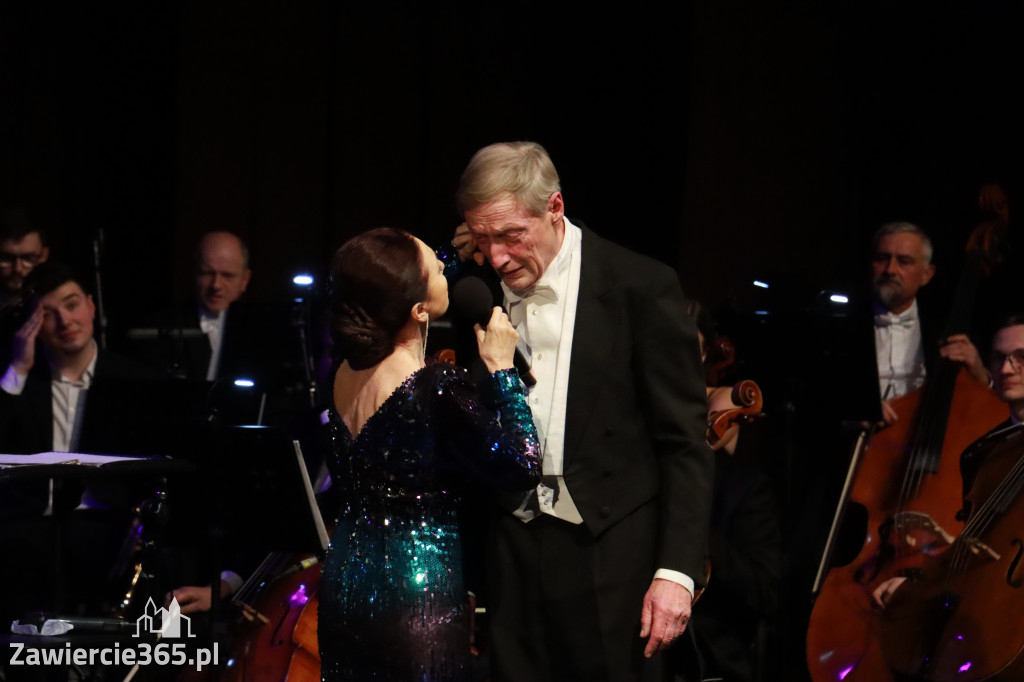 Fotorelacja II: Koncert Jubileuszowy Macieja Niesiołowskiego w MOK Zawiercie