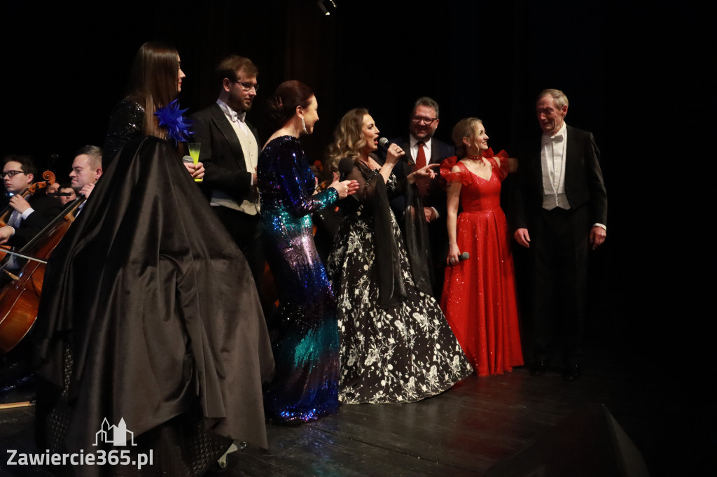 Fotorelacja II: Koncert Jubileuszowy Macieja Niesiołowskiego w MOK Zawiercie