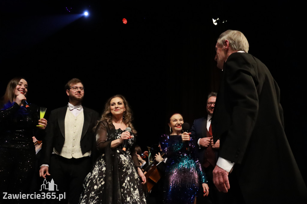 Fotorelacja II: Koncert Jubileuszowy Macieja Niesiołowskiego w MOK Zawiercie