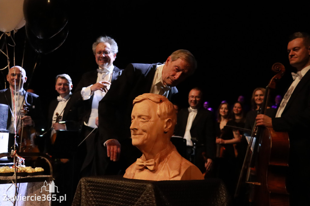 Fotorelacja II: Koncert Jubileuszowy Macieja Niesiołowskiego w MOK Zawiercie