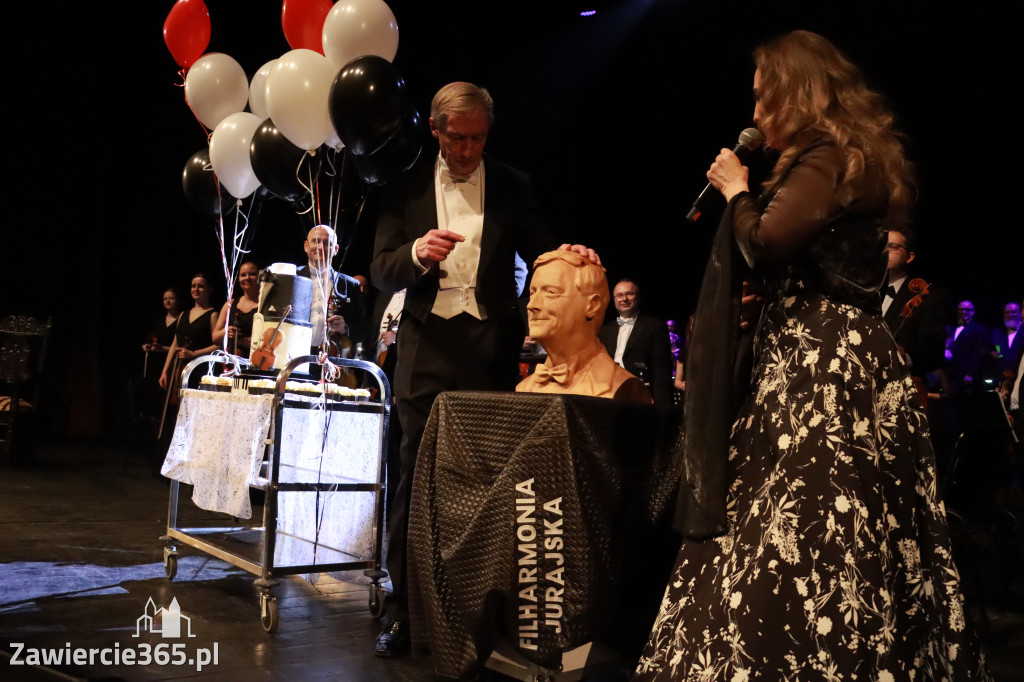 Fotorelacja II: Koncert Jubileuszowy Macieja Niesiołowskiego w MOK Zawiercie