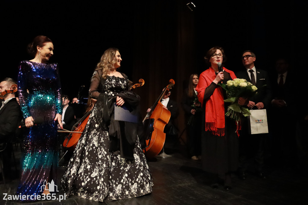 Fotorelacja II: Koncert Jubileuszowy Macieja Niesiołowskiego w MOK Zawiercie