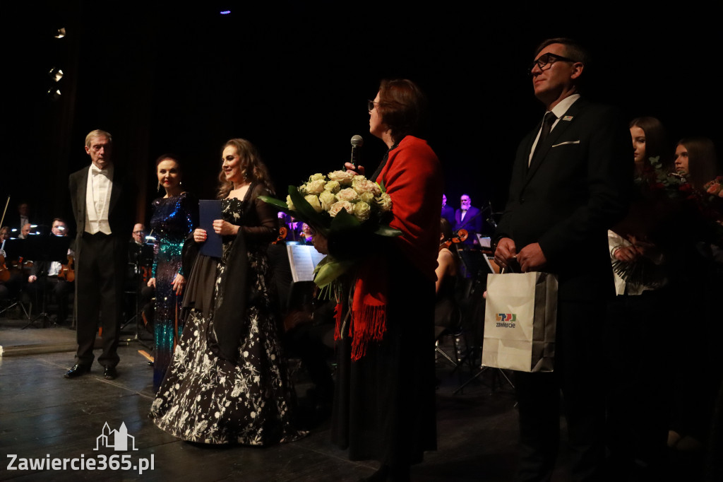 Fotorelacja II: Koncert Jubileuszowy Macieja Niesiołowskiego w MOK Zawiercie