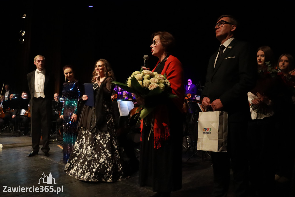 Fotorelacja II: Koncert Jubileuszowy Macieja Niesiołowskiego w MOK Zawiercie