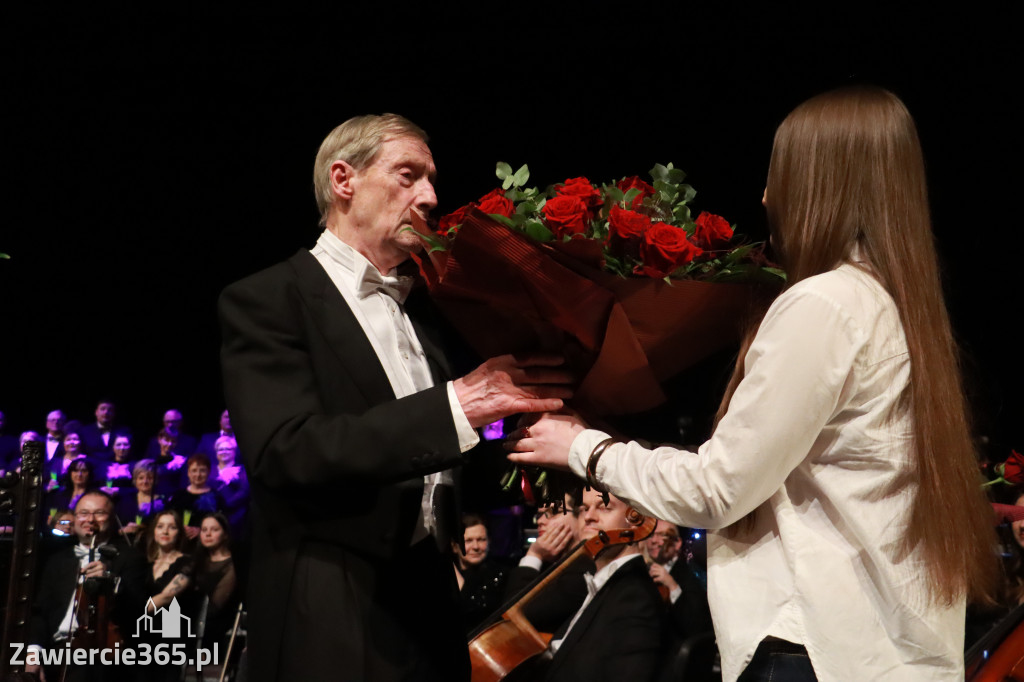Fotorelacja II: Koncert Jubileuszowy Macieja Niesiołowskiego w MOK Zawiercie