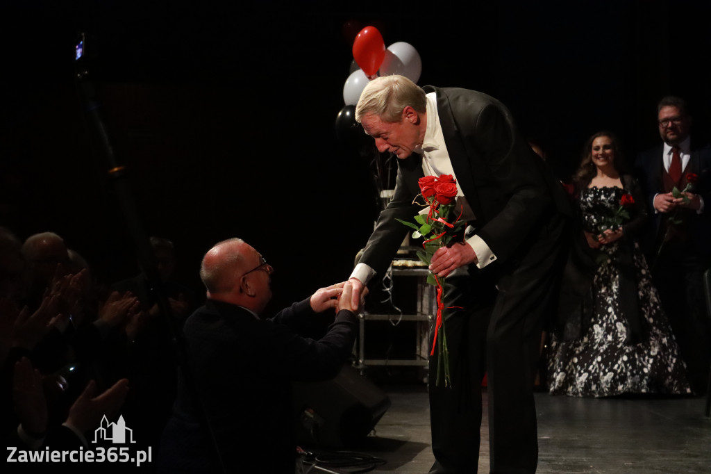 Fotorelacja II: Koncert Jubileuszowy Macieja Niesiołowskiego w MOK Zawiercie