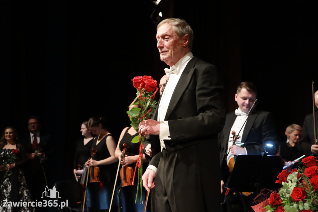 Fotorelacja II: Koncert Jubileuszowy Macieja Niesiołowskiego w MOK Zawiercie