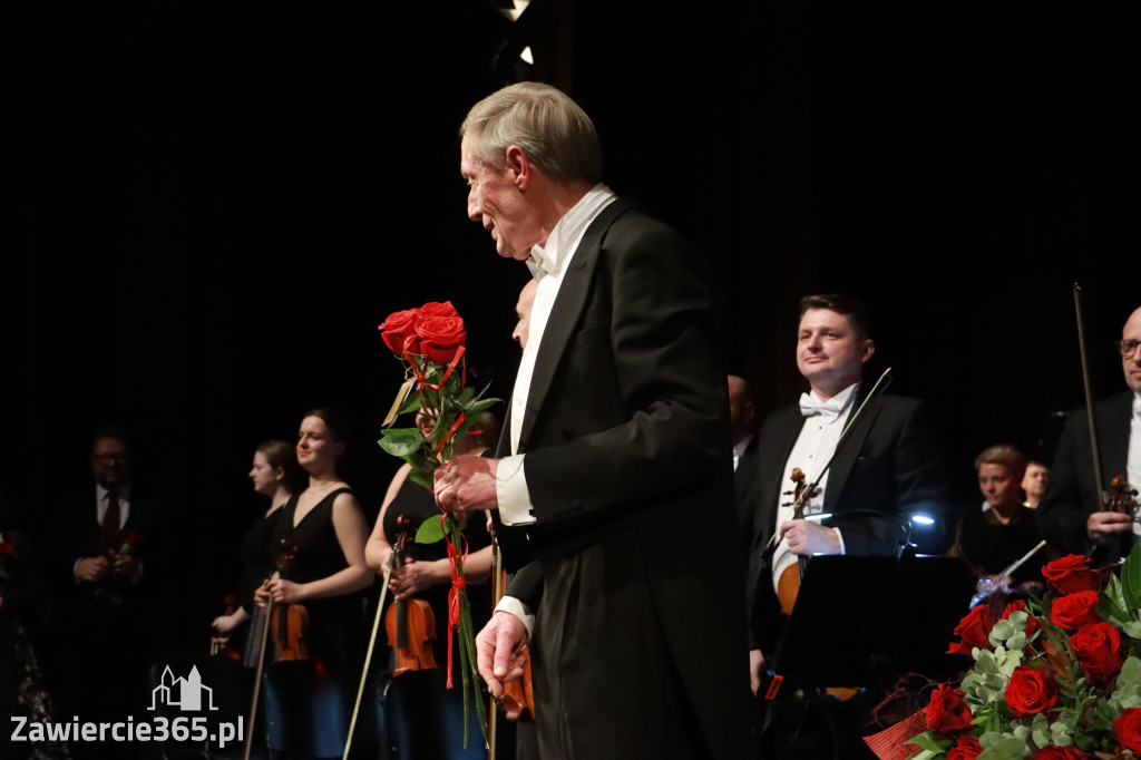 Fotorelacja II: Koncert Jubileuszowy Macieja Niesiołowskiego w MOK Zawiercie