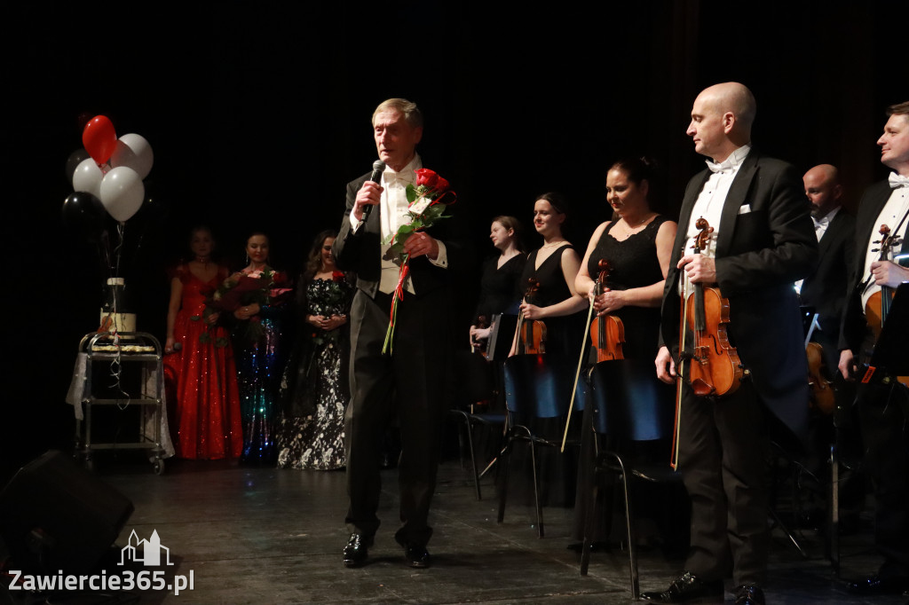 Fotorelacja II: Koncert Jubileuszowy Macieja Niesiołowskiego w MOK Zawiercie