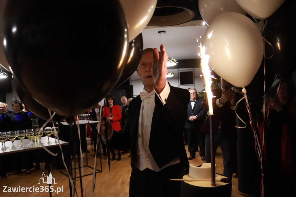 Fotorelacja III: Koncert Jubileuszowy Macieja Niesiołowskiego w MOK Zawiercie