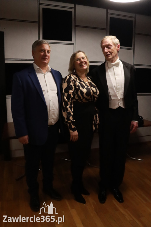 Fotorelacja III: Koncert Jubileuszowy Macieja Niesiołowskiego w MOK Zawiercie