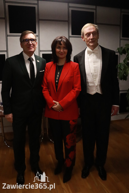 Fotorelacja III: Koncert Jubileuszowy Macieja Niesiołowskiego w MOK Zawiercie