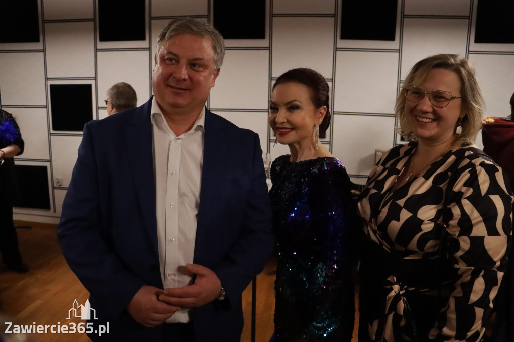 Fotorelacja III: Koncert Jubileuszowy Macieja Niesiołowskiego w MOK Zawiercie