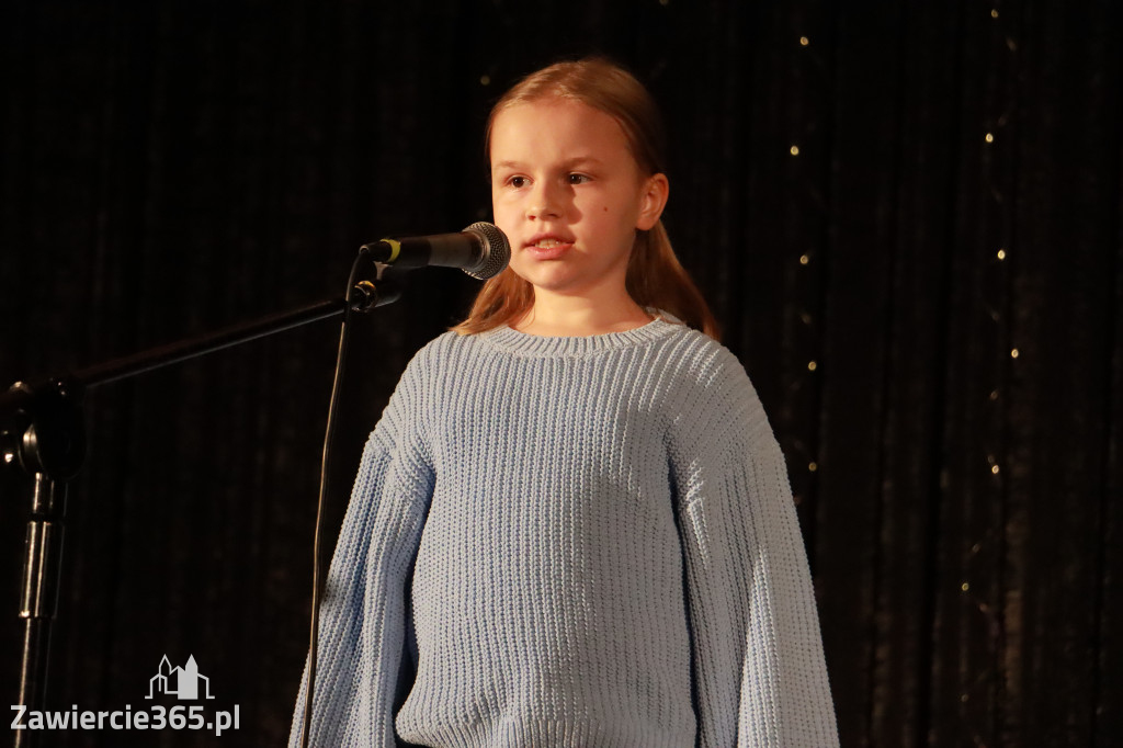 Fotorelacja: Koncert BAJKI NA DZIEŃ BABCI I DZIADKA w Pałacyku nad Wartą w Zawierciu