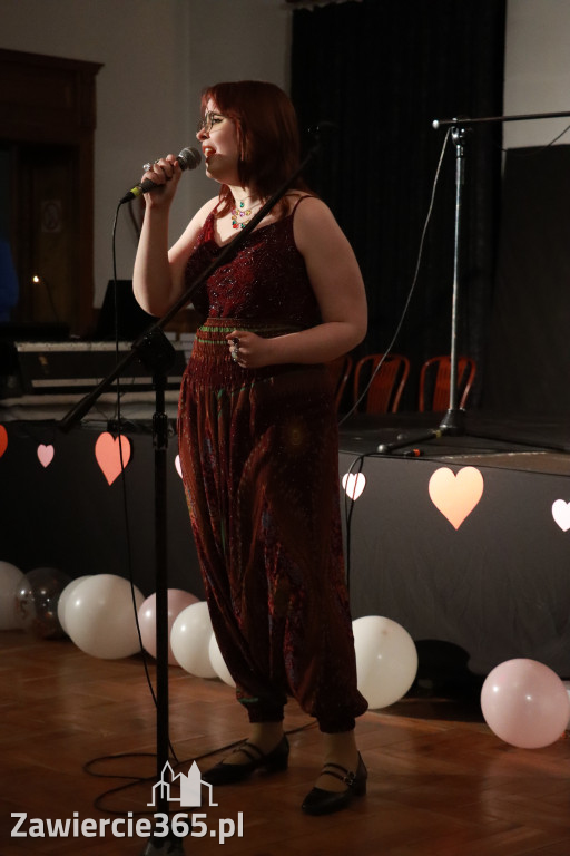 Fotorelacja: Koncert BAJKI NA DZIEŃ BABCI I DZIADKA w Pałacyku nad Wartą w Zawierciu