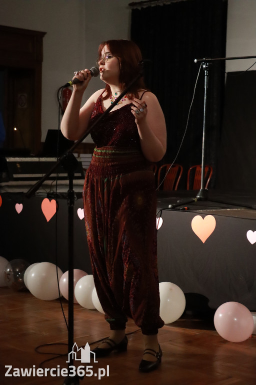 Fotorelacja: Koncert BAJKI NA DZIEŃ BABCI I DZIADKA w Pałacyku nad Wartą w Zawierciu