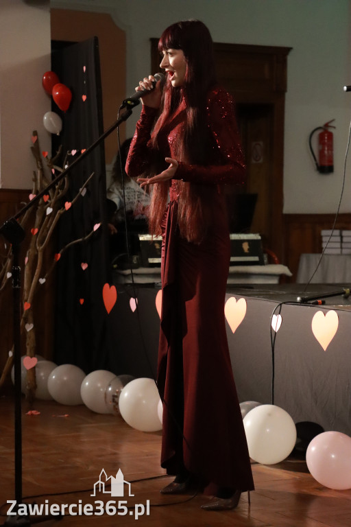 Fotorelacja: Koncert BAJKI NA DZIEŃ BABCI I DZIADKA w Pałacyku nad Wartą w Zawierciu