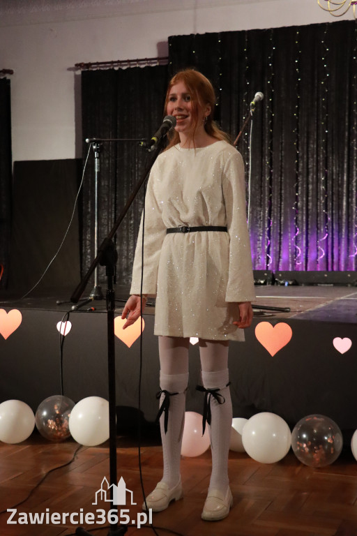 Fotorelacja: Koncert BAJKI NA DZIEŃ BABCI I DZIADKA w Pałacyku nad Wartą w Zawierciu