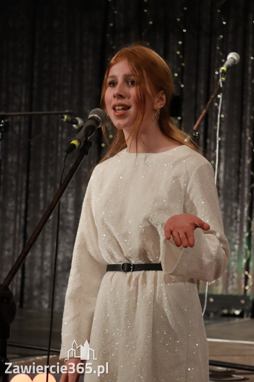 Fotorelacja: Koncert BAJKI NA DZIEŃ BABCI I DZIADKA w Pałacyku nad Wartą w Zawierciu
