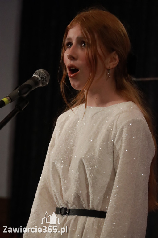 Fotorelacja: Koncert BAJKI NA DZIEŃ BABCI I DZIADKA w Pałacyku nad Wartą w Zawierciu