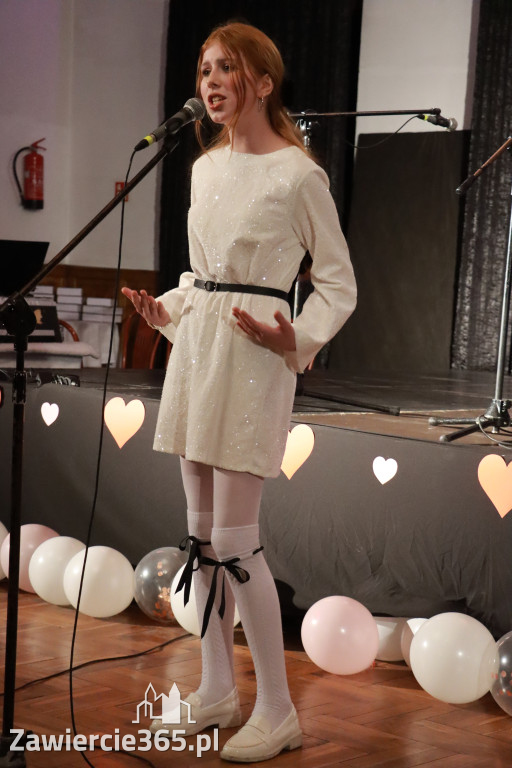 Fotorelacja: Koncert BAJKI NA DZIEŃ BABCI I DZIADKA w Pałacyku nad Wartą w Zawierciu