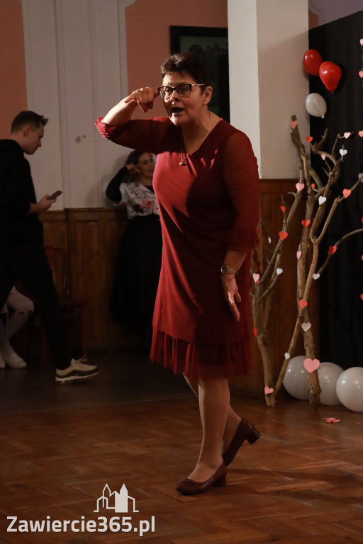 Fotorelacja: Koncert BAJKI NA DZIEŃ BABCI I DZIADKA w Pałacyku nad Wartą w Zawierciu