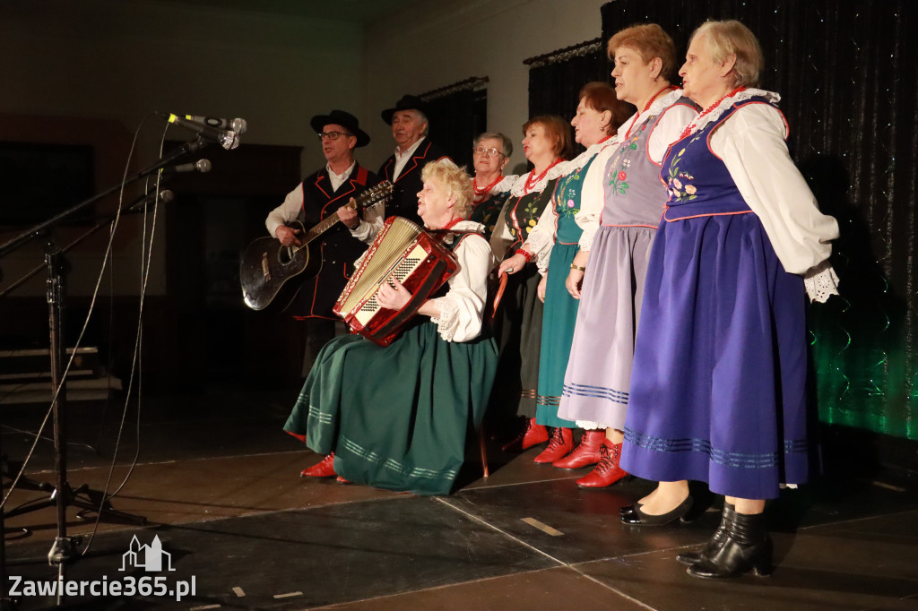Fotorelacja: Koncert BAJKI NA DZIEŃ BABCI I DZIADKA w Pałacyku nad Wartą w Zawierciu