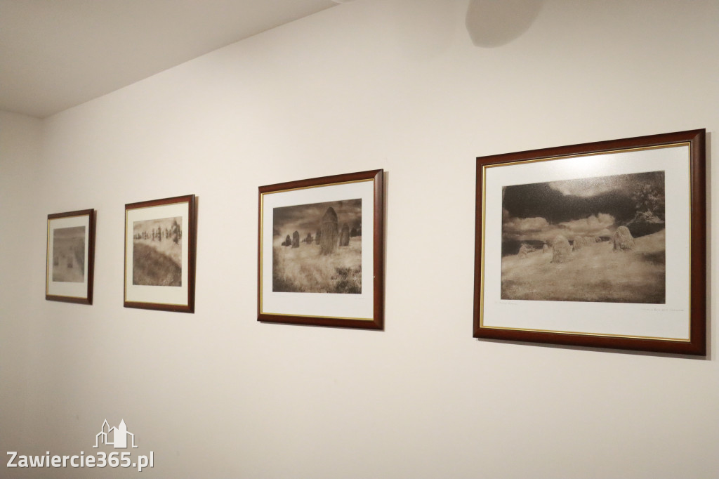 Fotorelacja: Wernisaż wystawy fotografii artystycznej w MOK Zawiercie