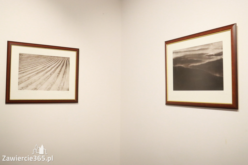 Fotorelacja: Wernisaż wystawy fotografii artystycznej w MOK Zawiercie