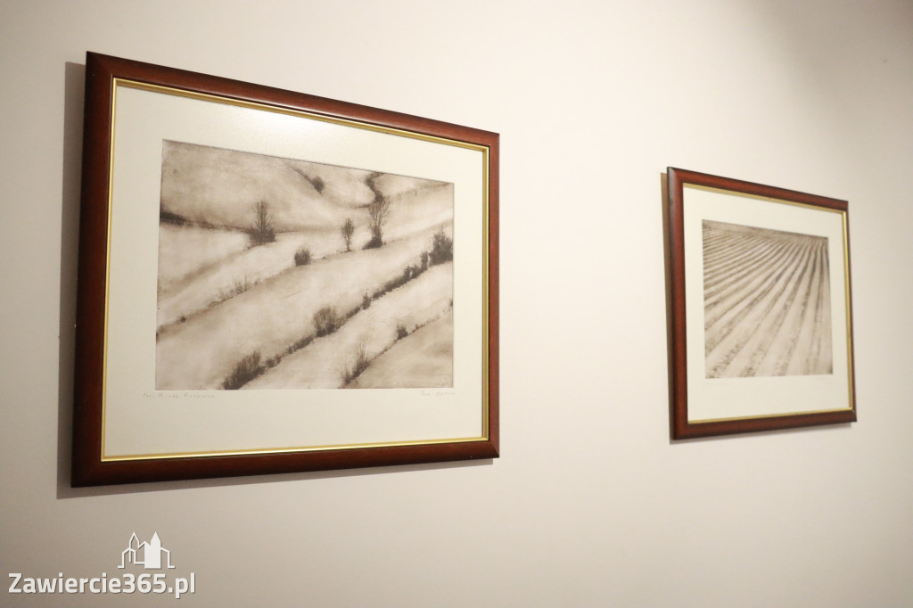 Fotorelacja: Wernisaż wystawy fotografii artystycznej w MOK Zawiercie