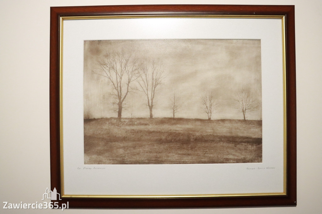 Fotorelacja: Wernisaż wystawy fotografii artystycznej w MOK Zawiercie