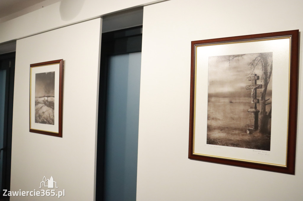 Fotorelacja: Wernisaż wystawy fotografii artystycznej w MOK Zawiercie