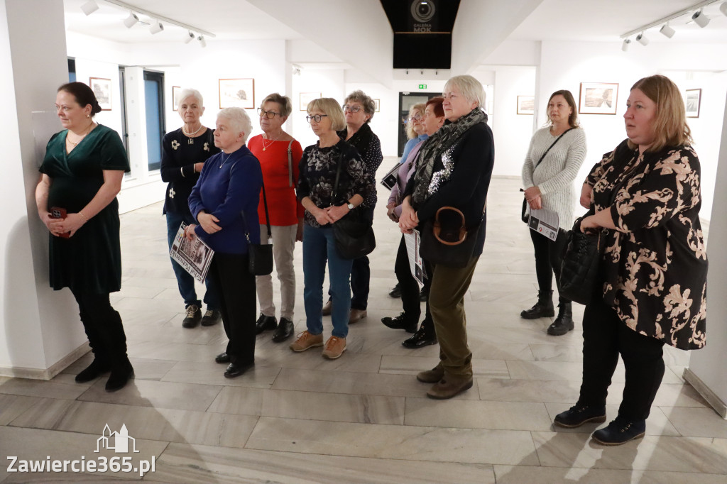 Fotorelacja: Wernisaż wystawy fotografii artystycznej w MOK Zawiercie