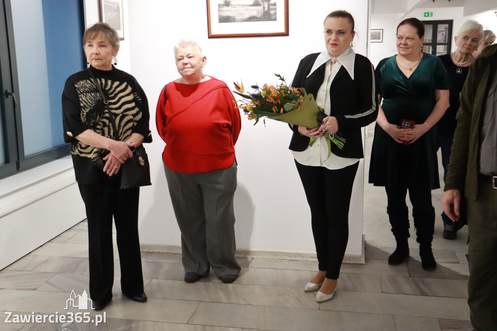 Fotorelacja: Wernisaż wystawy fotografii artystycznej w MOK Zawiercie