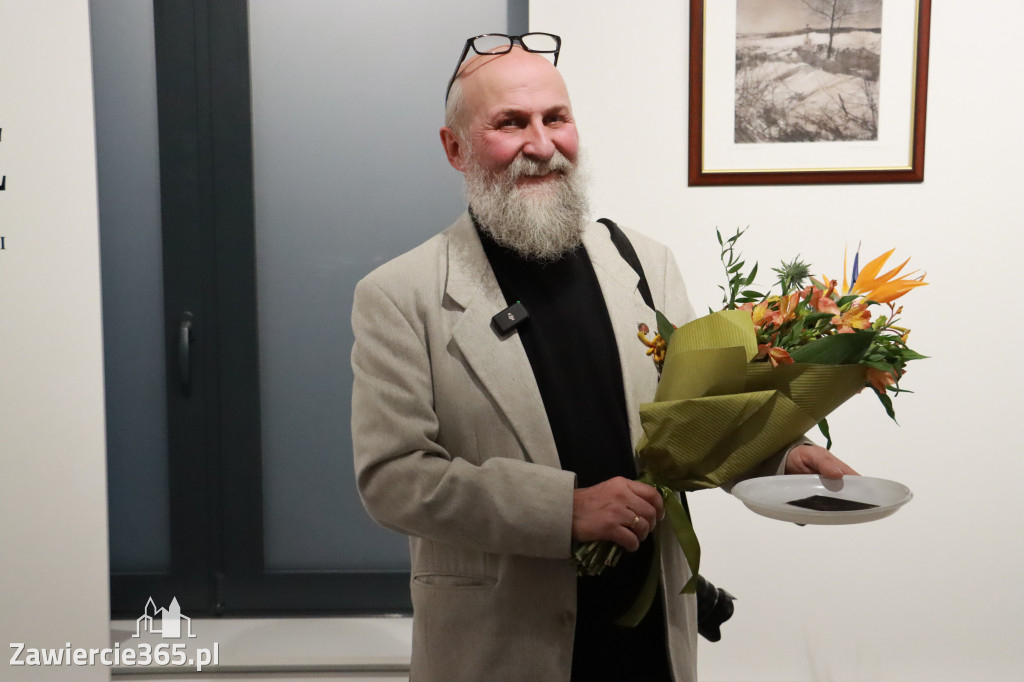 Fotorelacja: Wernisaż wystawy fotografii artystycznej w MOK Zawiercie