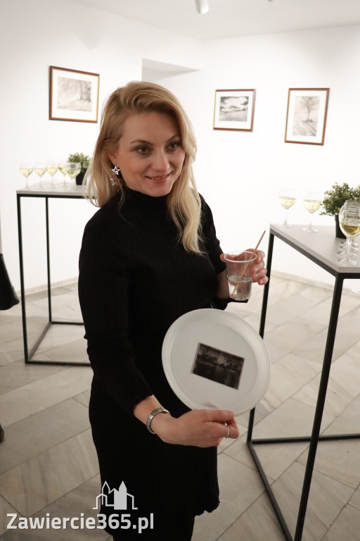 Fotorelacja: Wernisaż wystawy fotografii artystycznej w MOK Zawiercie