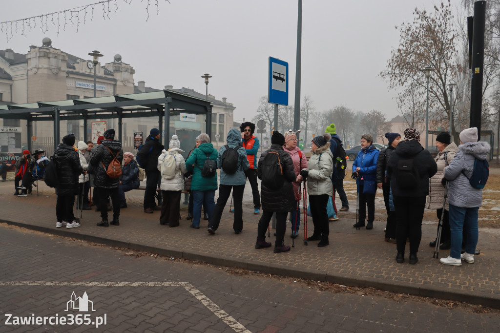 Fotorelacja: Karnawałowy Marsz Nordic Walking w Zawierciu