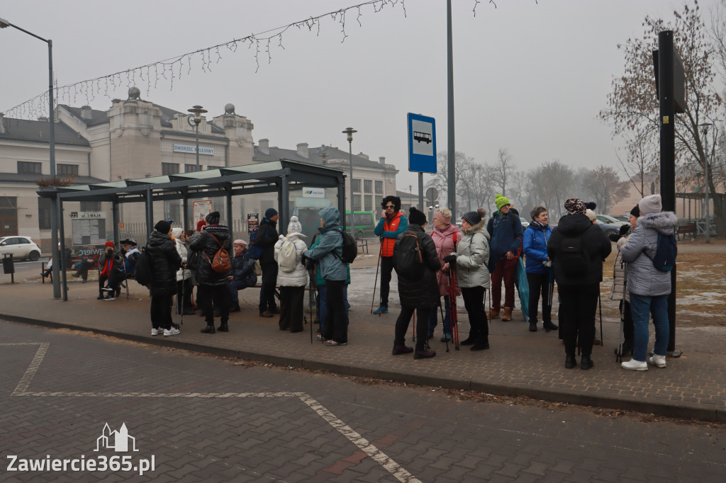 Fotorelacja: Karnawałowy Marsz Nordic Walking w Zawierciu