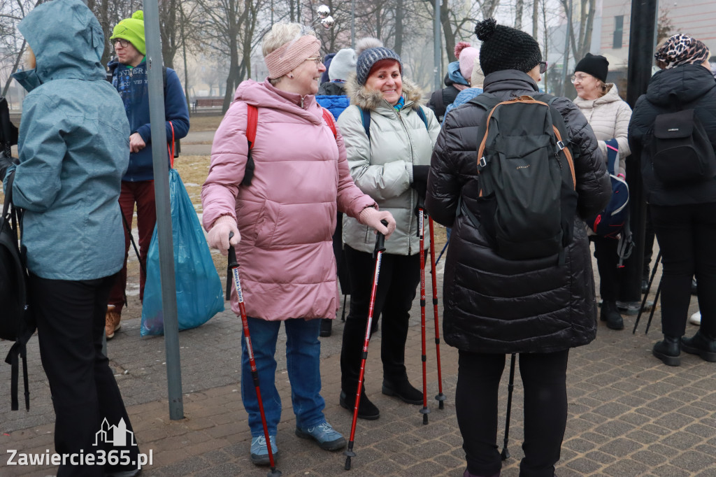 Fotorelacja: Karnawałowy Marsz Nordic Walking w Zawierciu