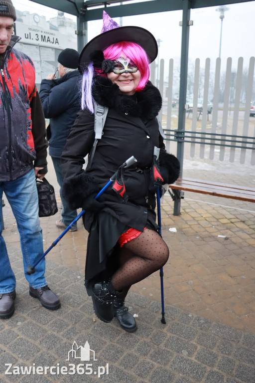 Fotorelacja: Karnawałowy Marsz Nordic Walking w Zawierciu