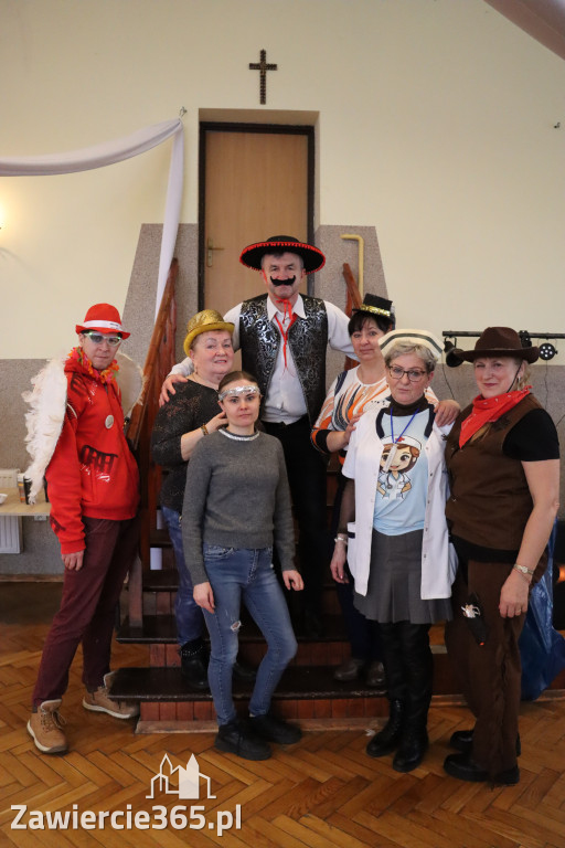 Fotorelacja: Karnawałowy Marsz Nordic Walking w Zawierciu