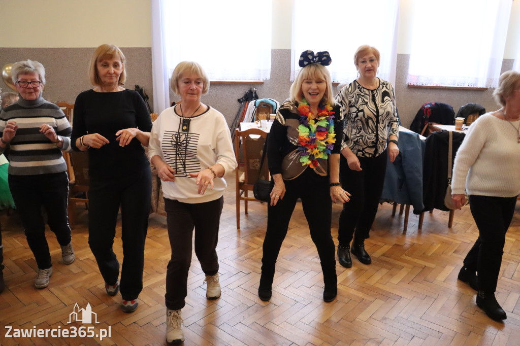 Fotorelacja: Karnawałowy Marsz Nordic Walking w Zawierciu