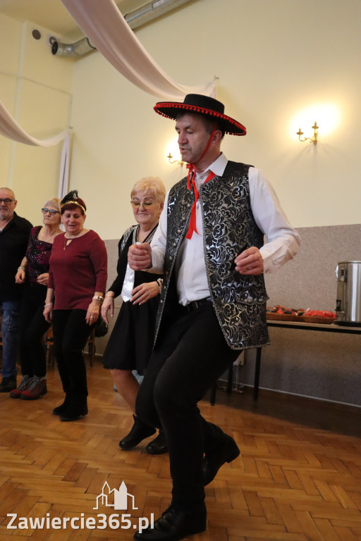 Fotorelacja: Karnawałowy Marsz Nordic Walking w Zawierciu