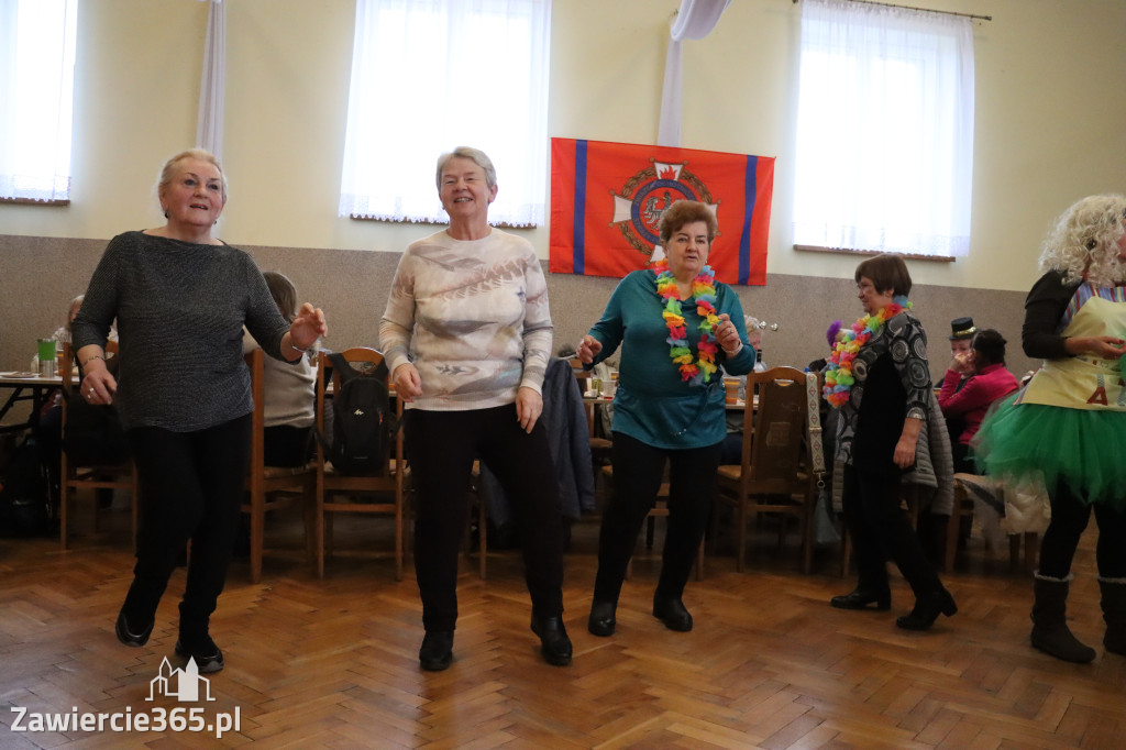 Fotorelacja: Karnawałowy Marsz Nordic Walking w Zawierciu
