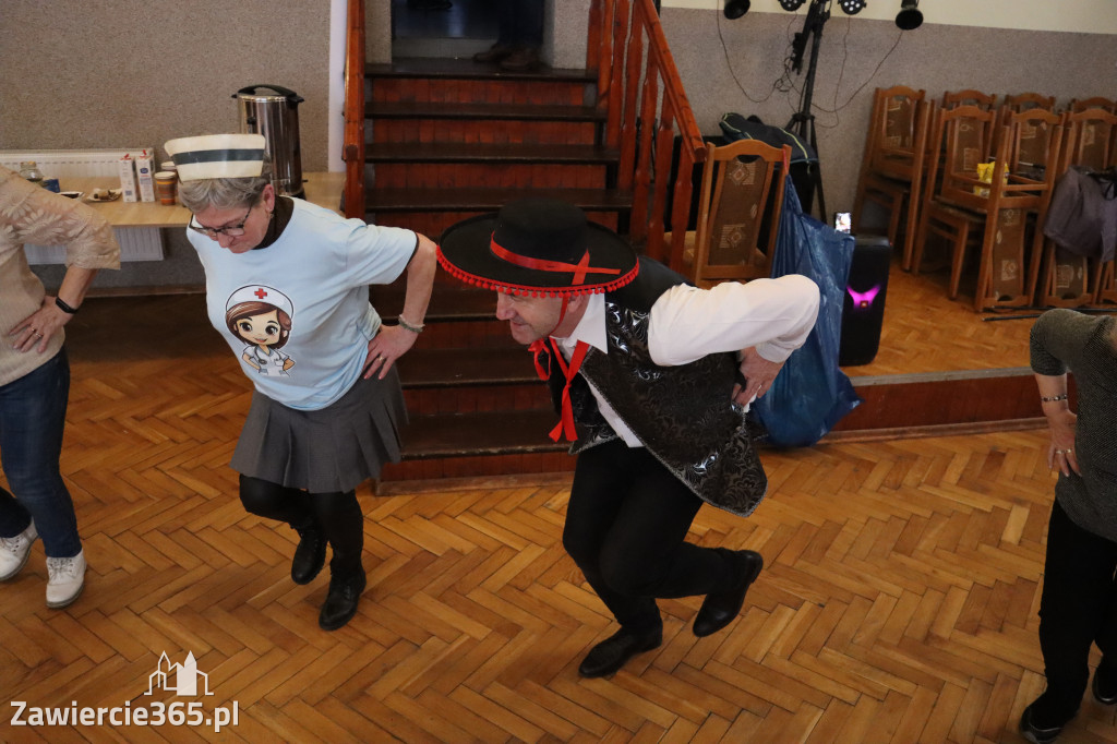 Fotorelacja: Karnawałowy Marsz Nordic Walking w Zawierciu